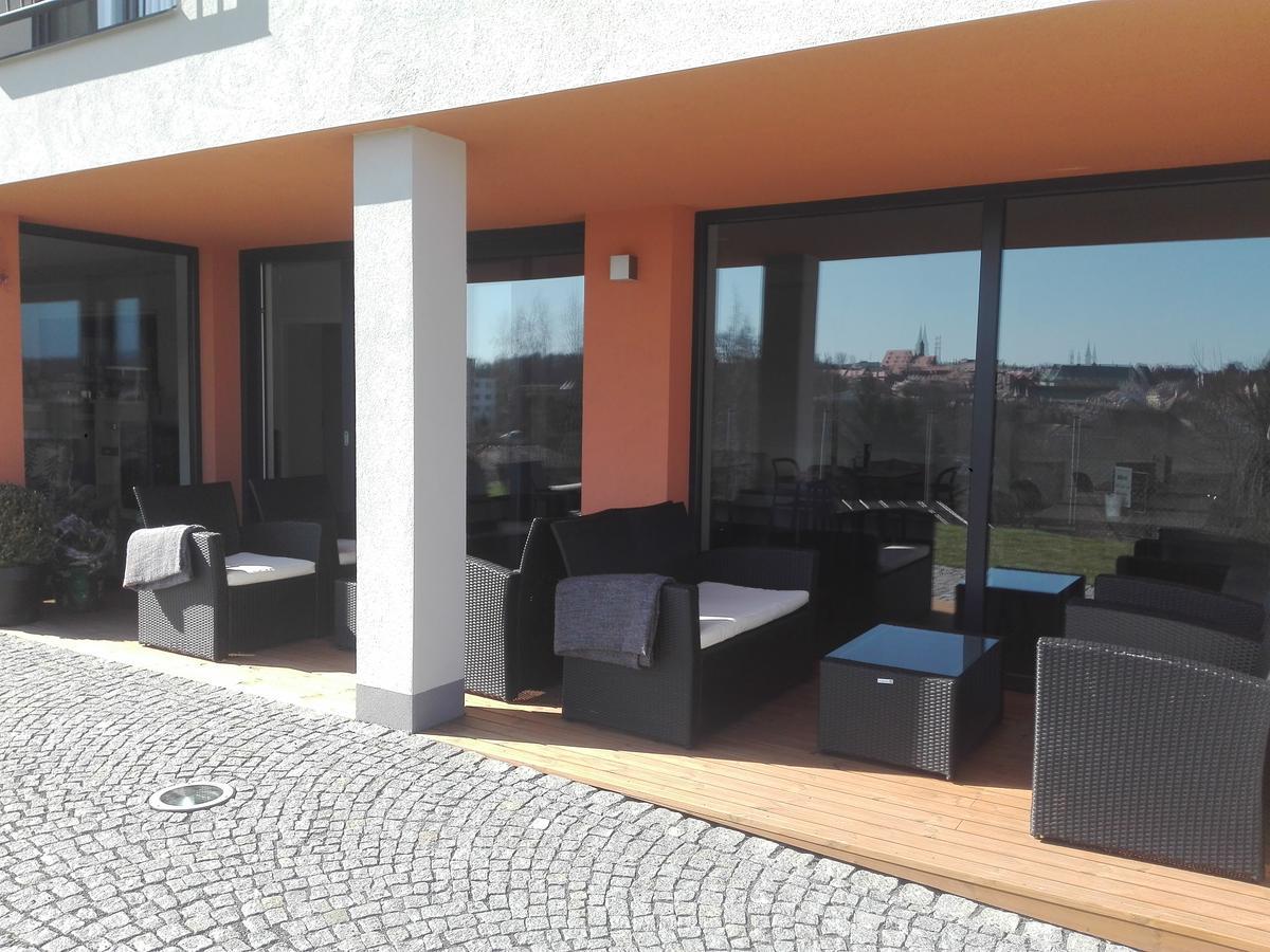 Penzion Cafe Na Svahu Cheb Exteriör bild