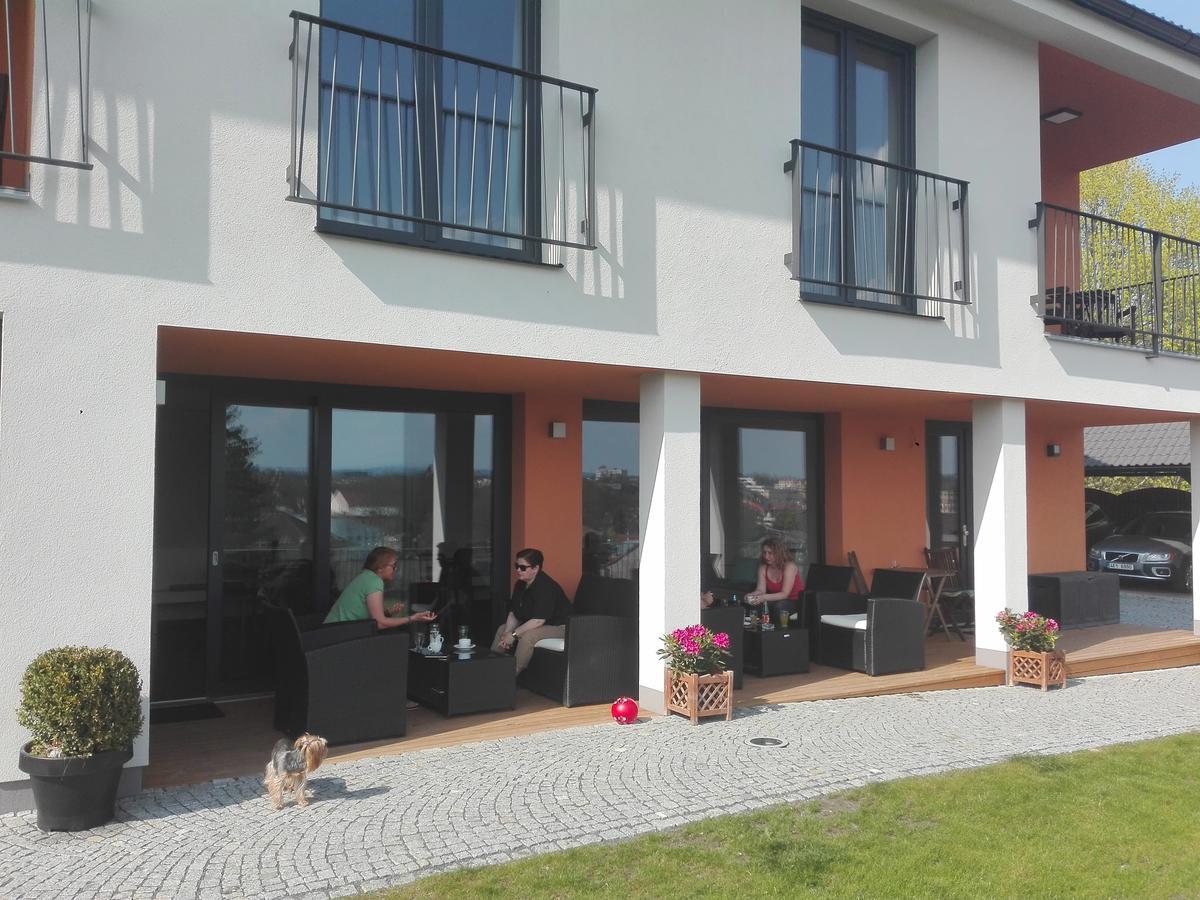 Penzion Cafe Na Svahu Cheb Exteriör bild